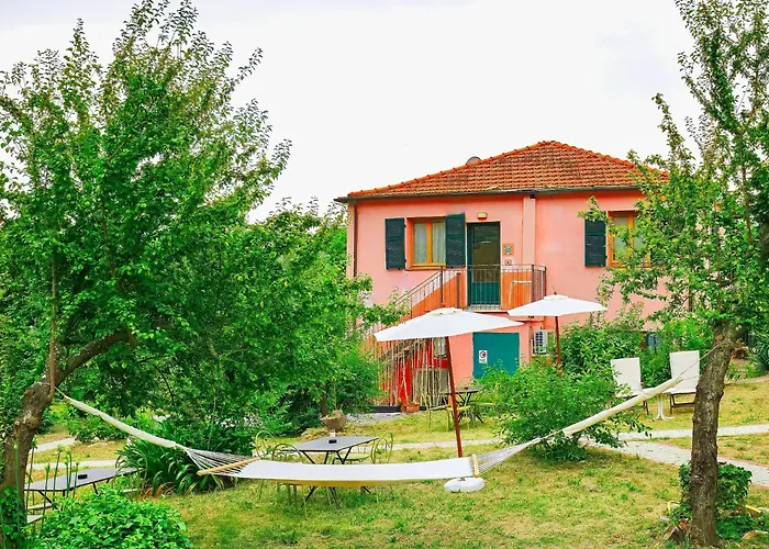 With Big Garden Lejlighed Gazzelli