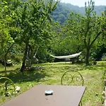 アパート With Big Garden