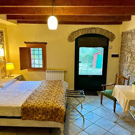 With Big Garden Apartment Gazzelli