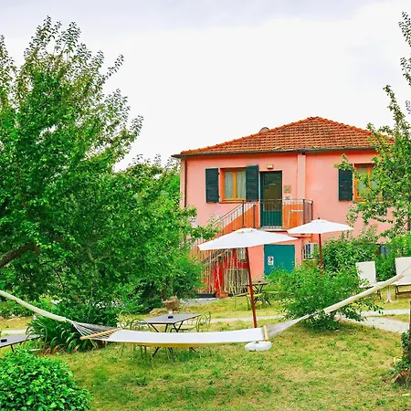 With Big Garden Apartman Gazzelli
